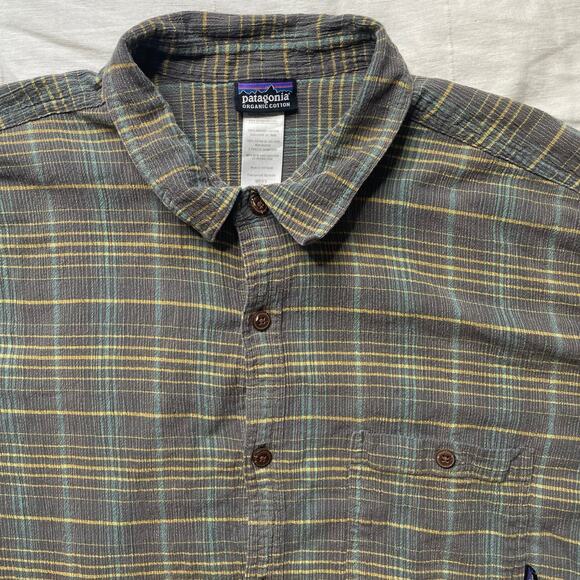 Patagonia Short Sleeve Textured Plaid Button Down Shirt XXL Men's Organic Cotton - Picture 3 of 4
